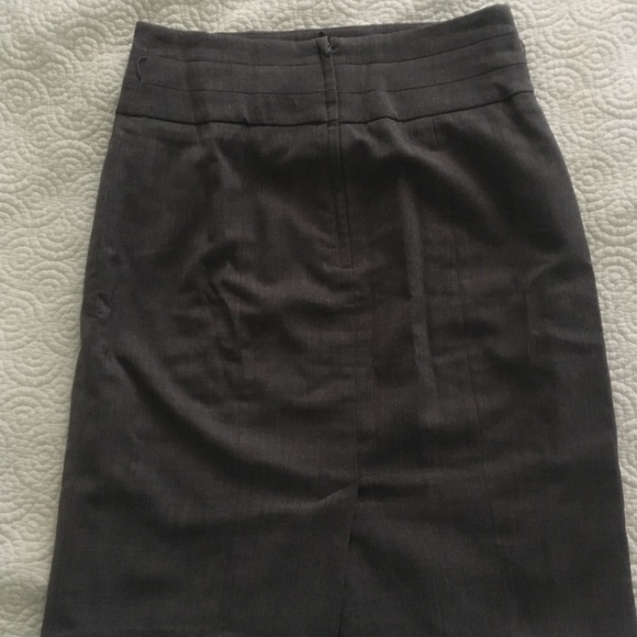 H&M Pencil Skirt Gray Size 6 - Picture 3 of 3